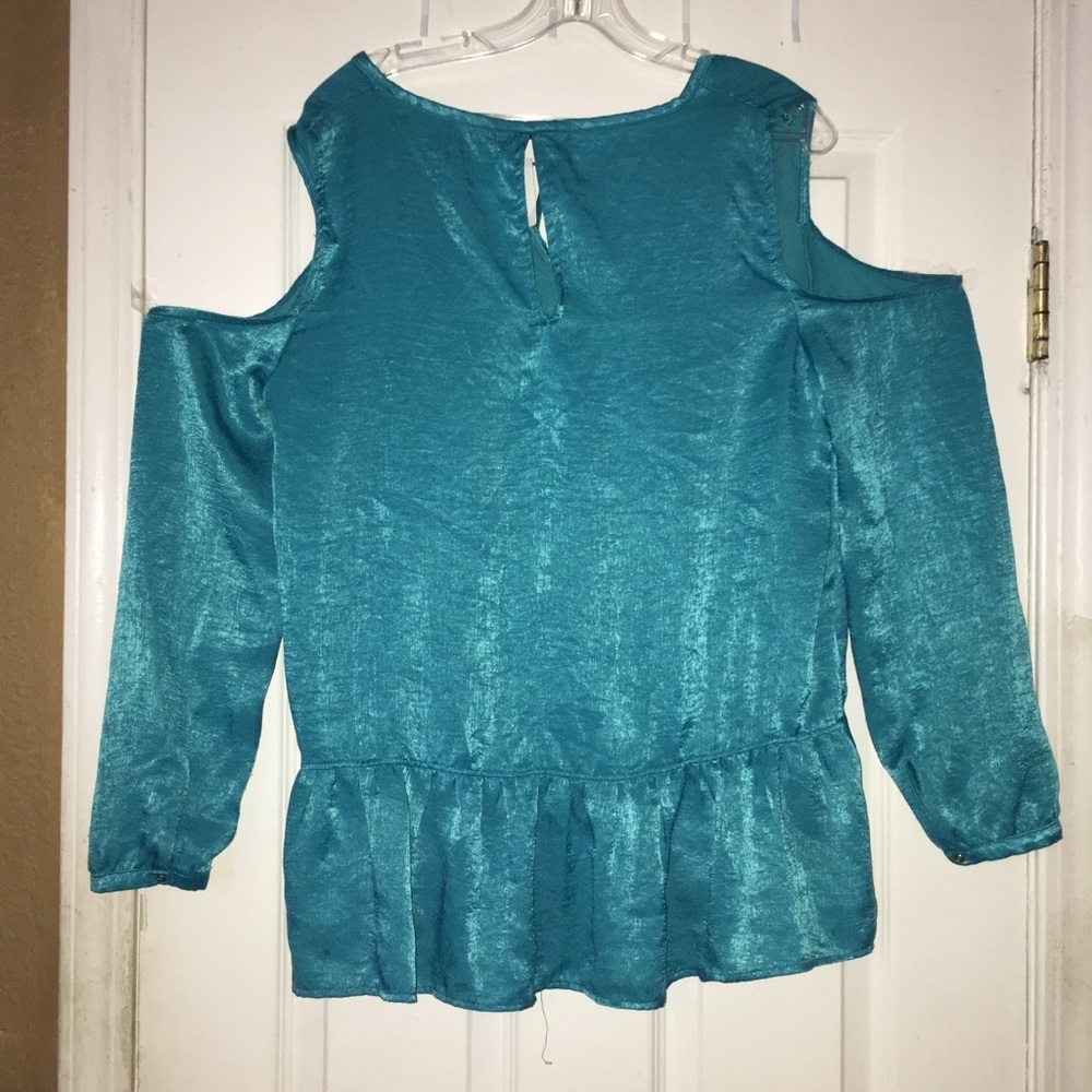 Top could shoulder - Picture 2 of 5